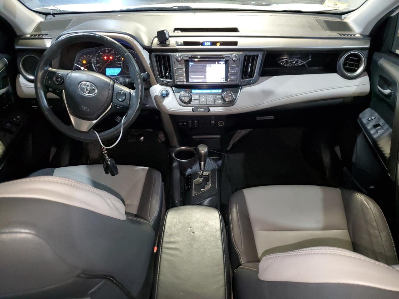 2014 Toyota RAV 4 - Image 8