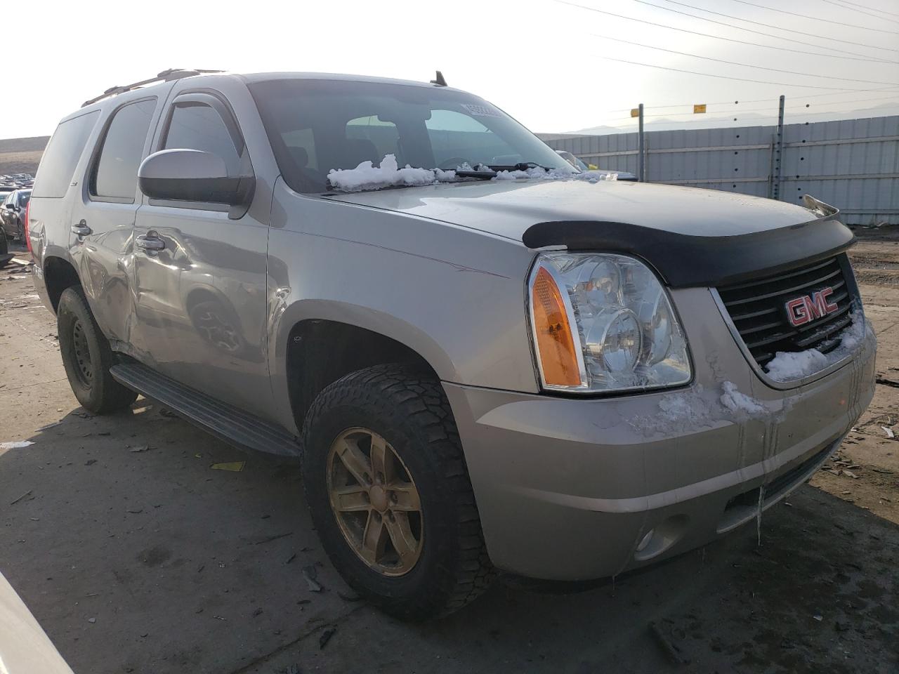 2009 GMC Yukon - Image 4