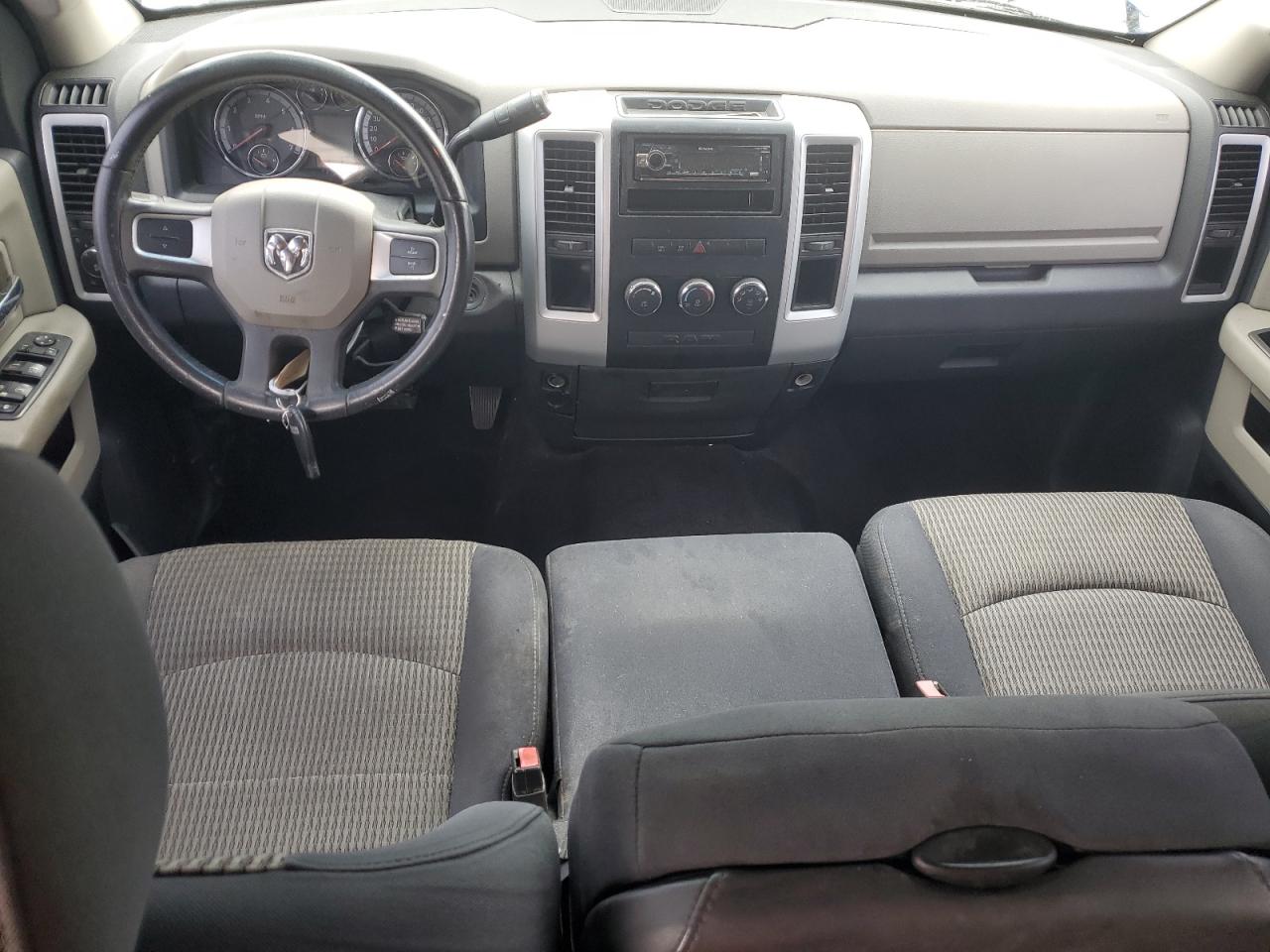 2009 Dodge RAM - Image 8