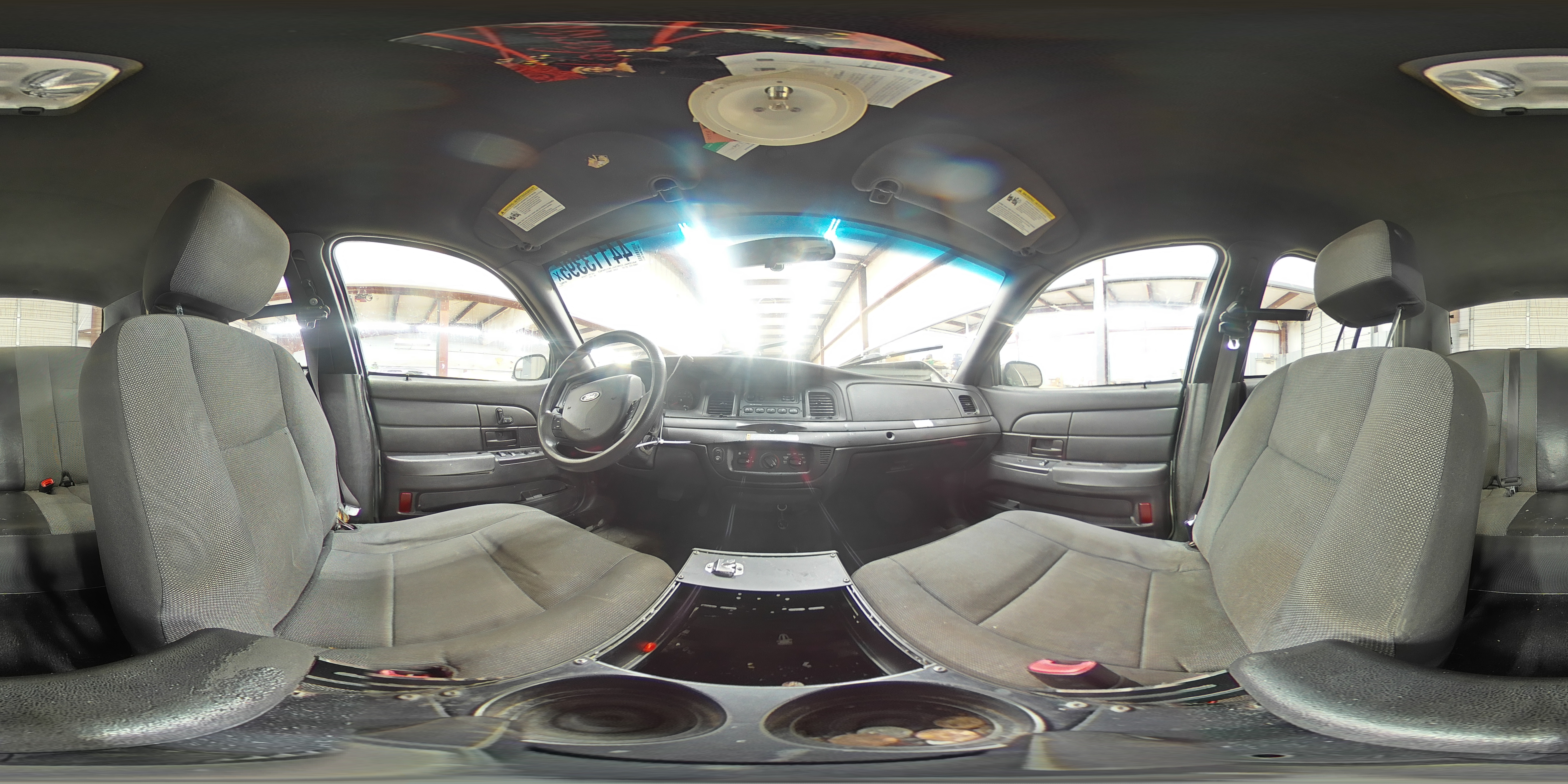 2011 Ford Crown Victoria - Image 12