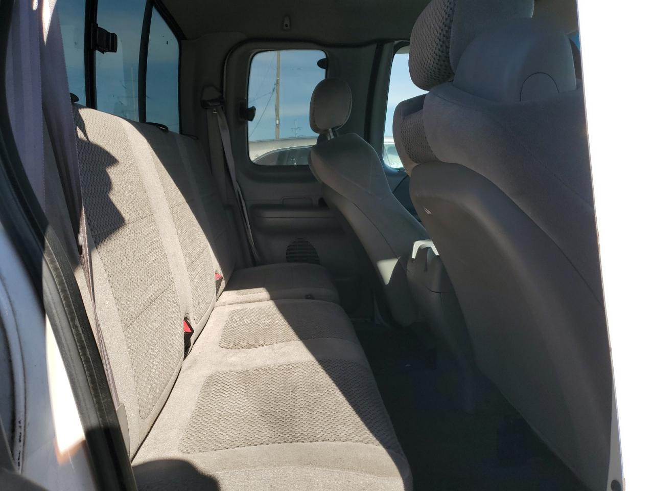 2001 Ford F-150 - Image 10