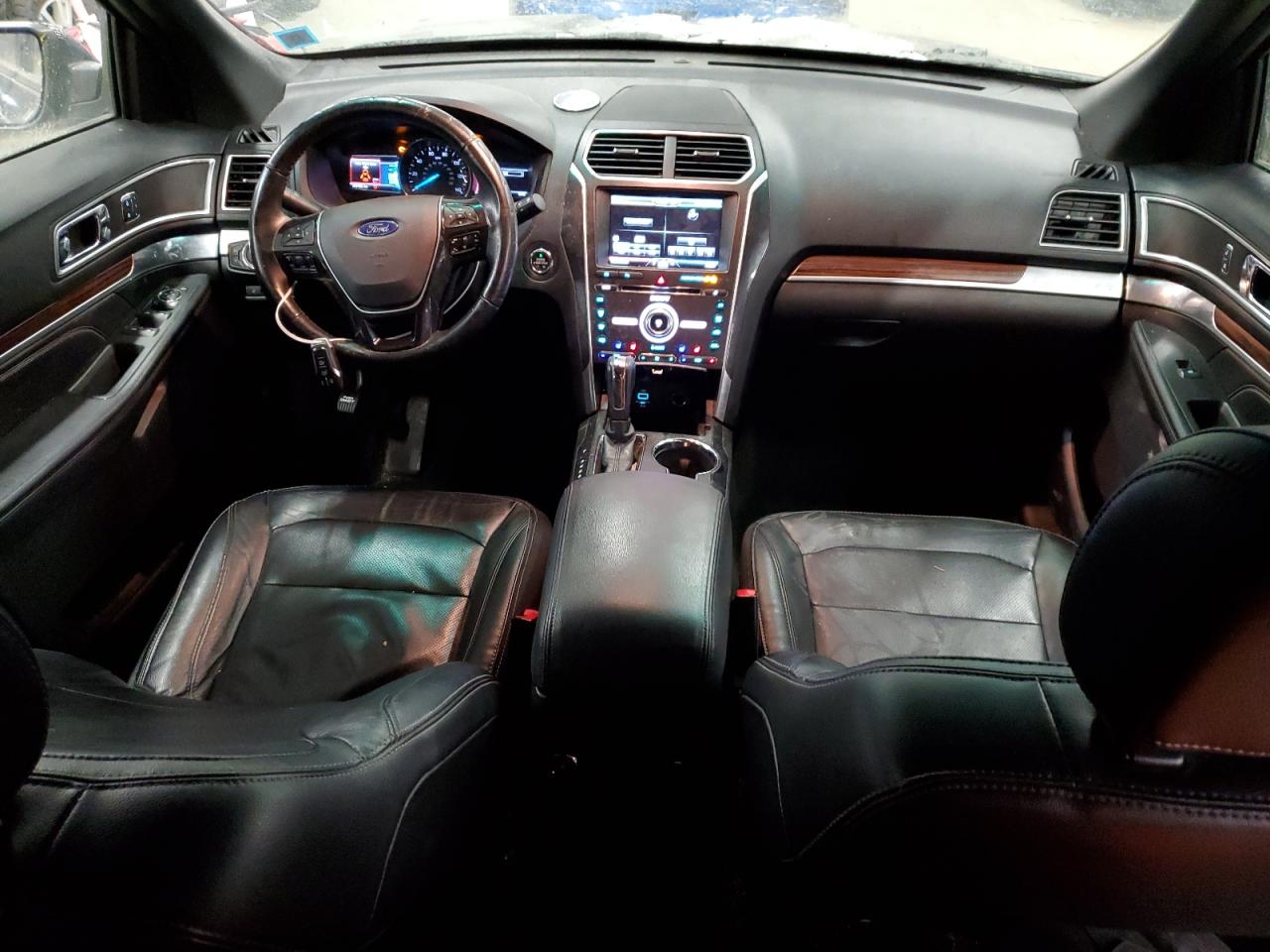 2016 Ford Explorer - Image 8
