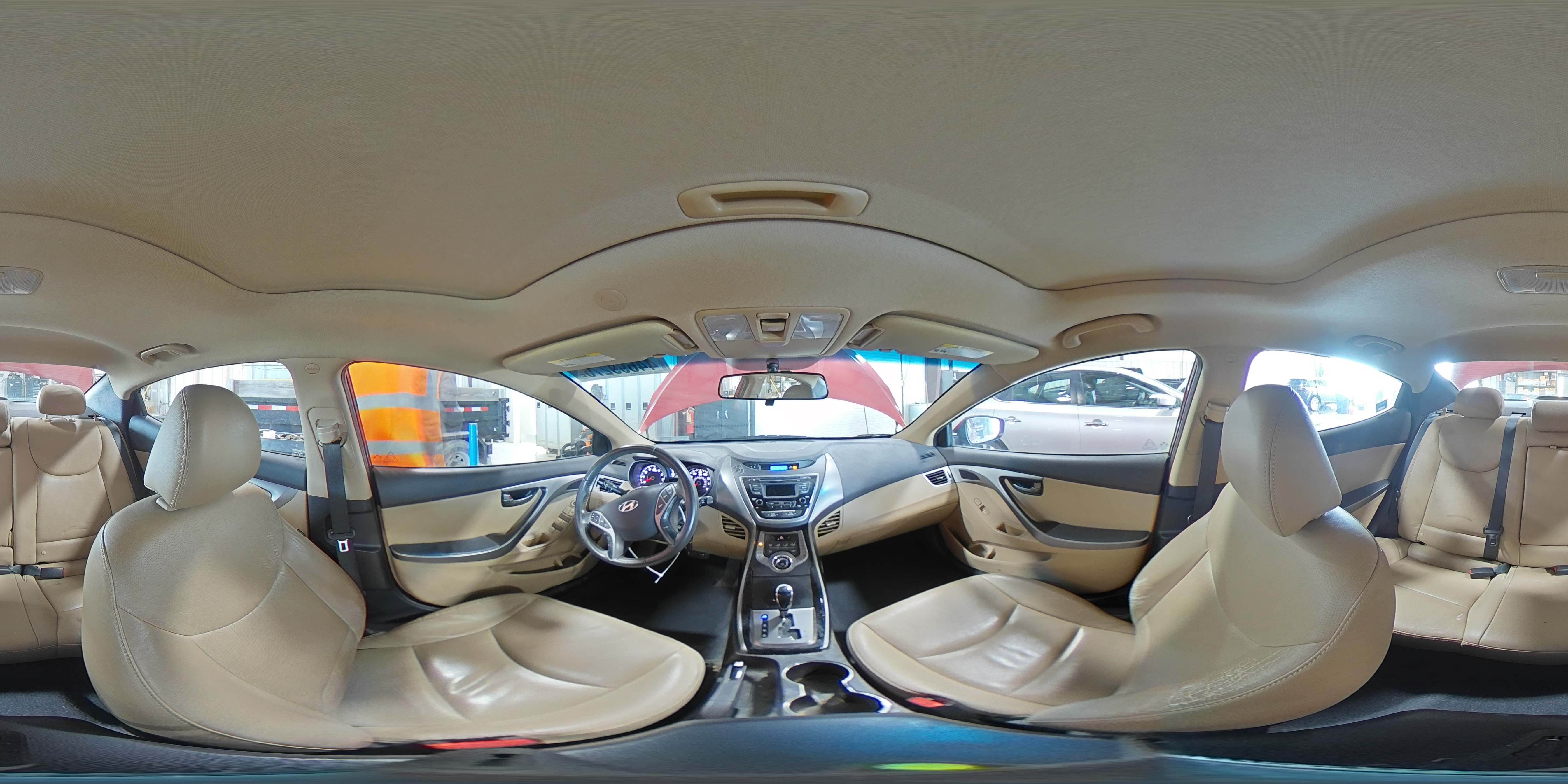 2013 Hyundai Elantra - Image 14