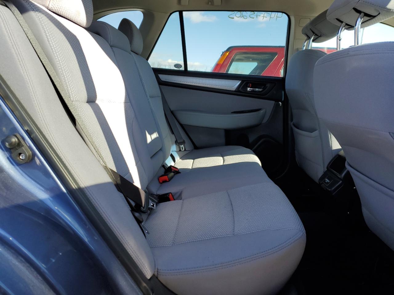 2018 Subaru Outback - Image 11