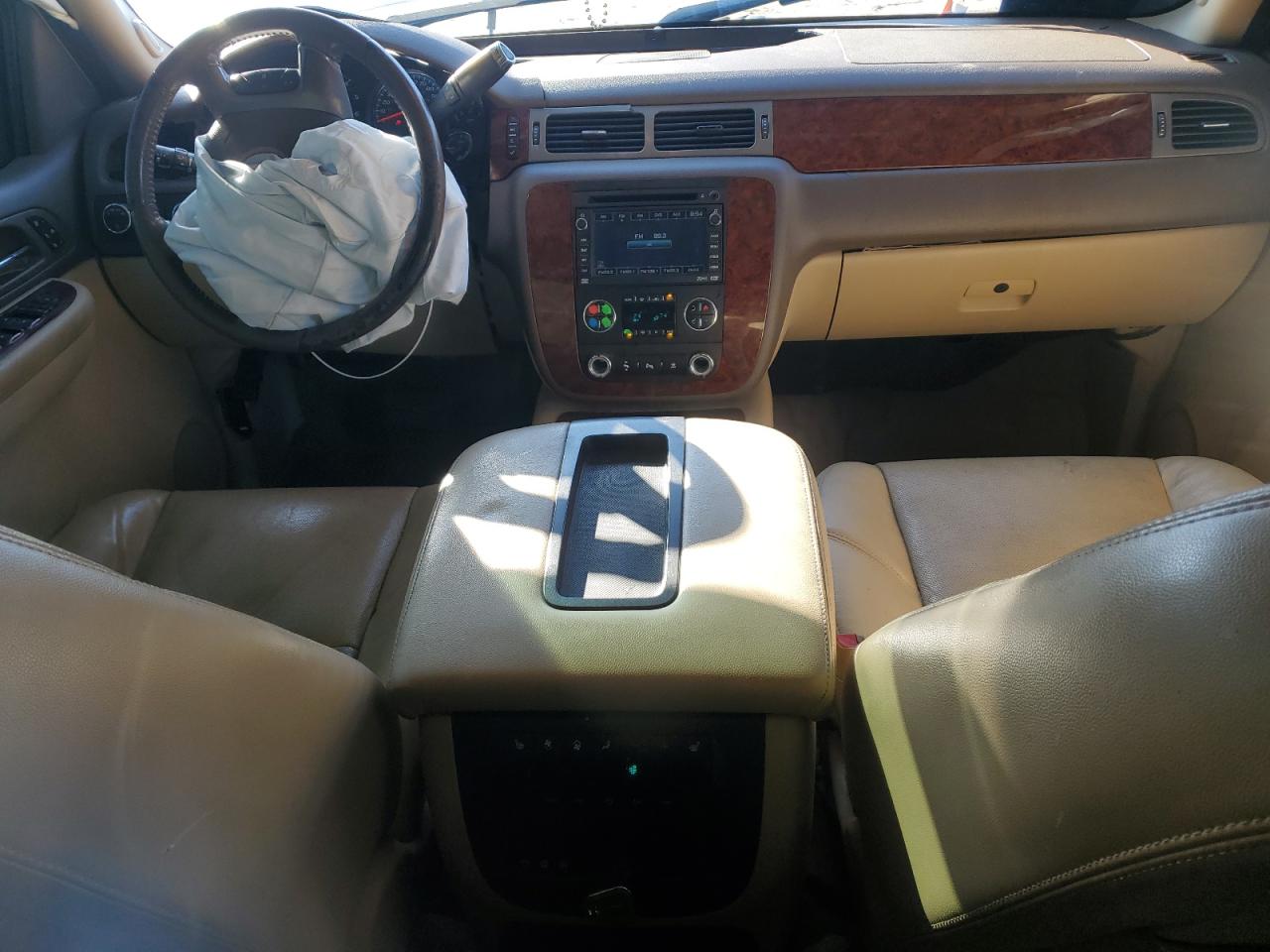 2009 Chevrolet Suburban - Image 8
