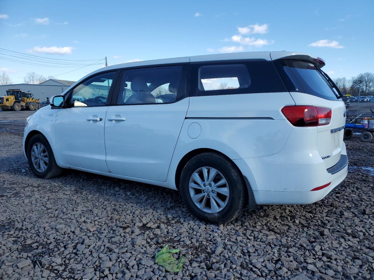 2017 Kia Sedona - Image 2