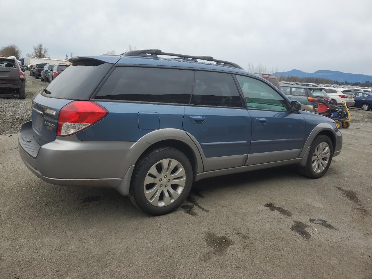 2009 Subaru Outback - Image 3