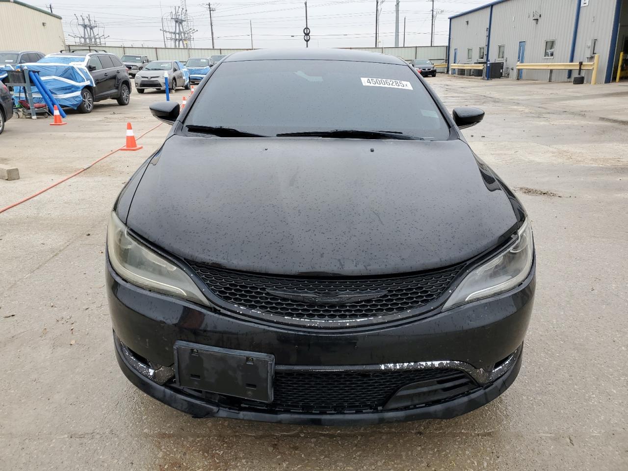 2015 Chrysler 200 - Image 5