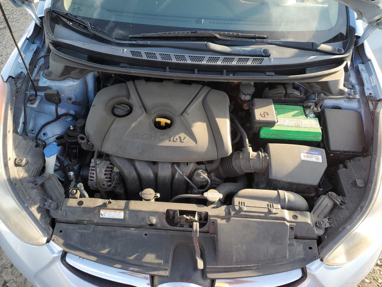 2011 Hyundai Elantra - Image 11
