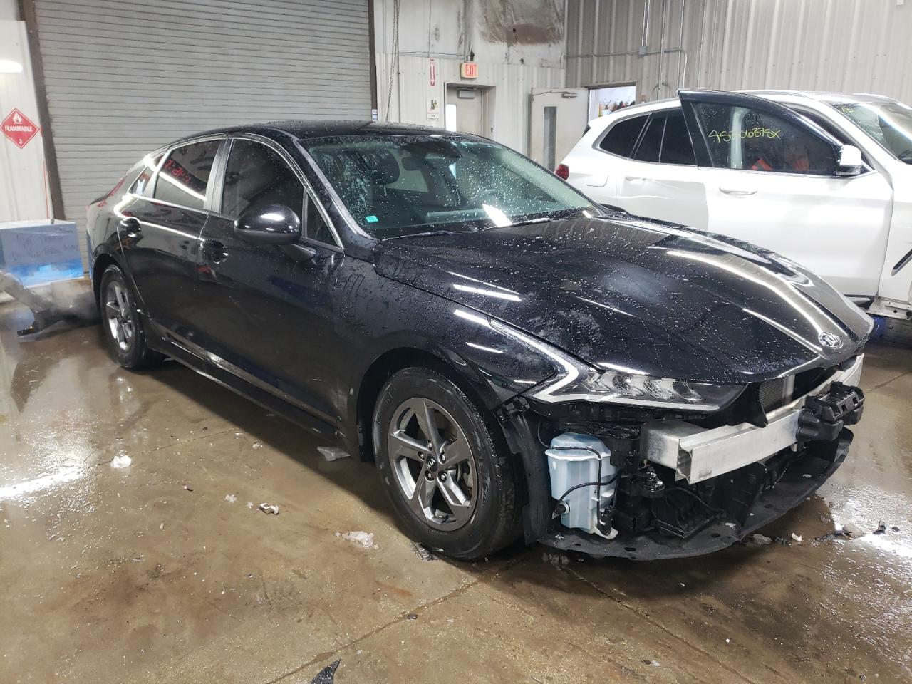 2021 Kia K5 - Image 4