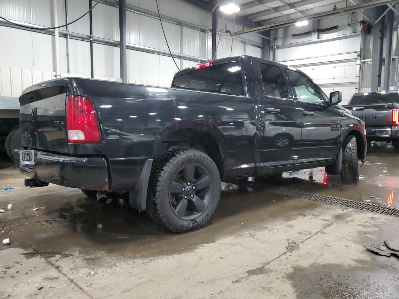 2018 RAM 1500 - Image 3