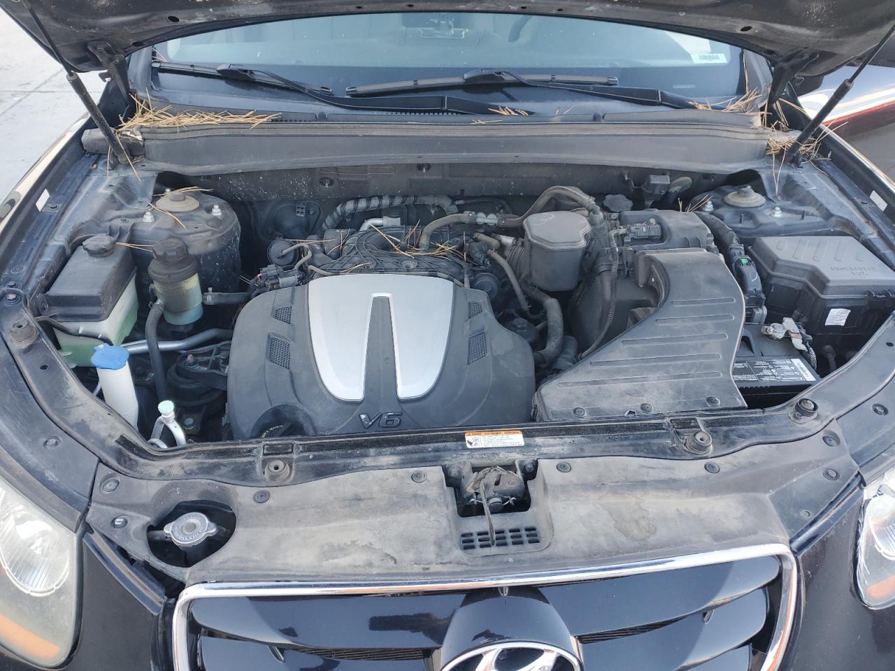 2011 Hyundai Santa Fe - Image 11