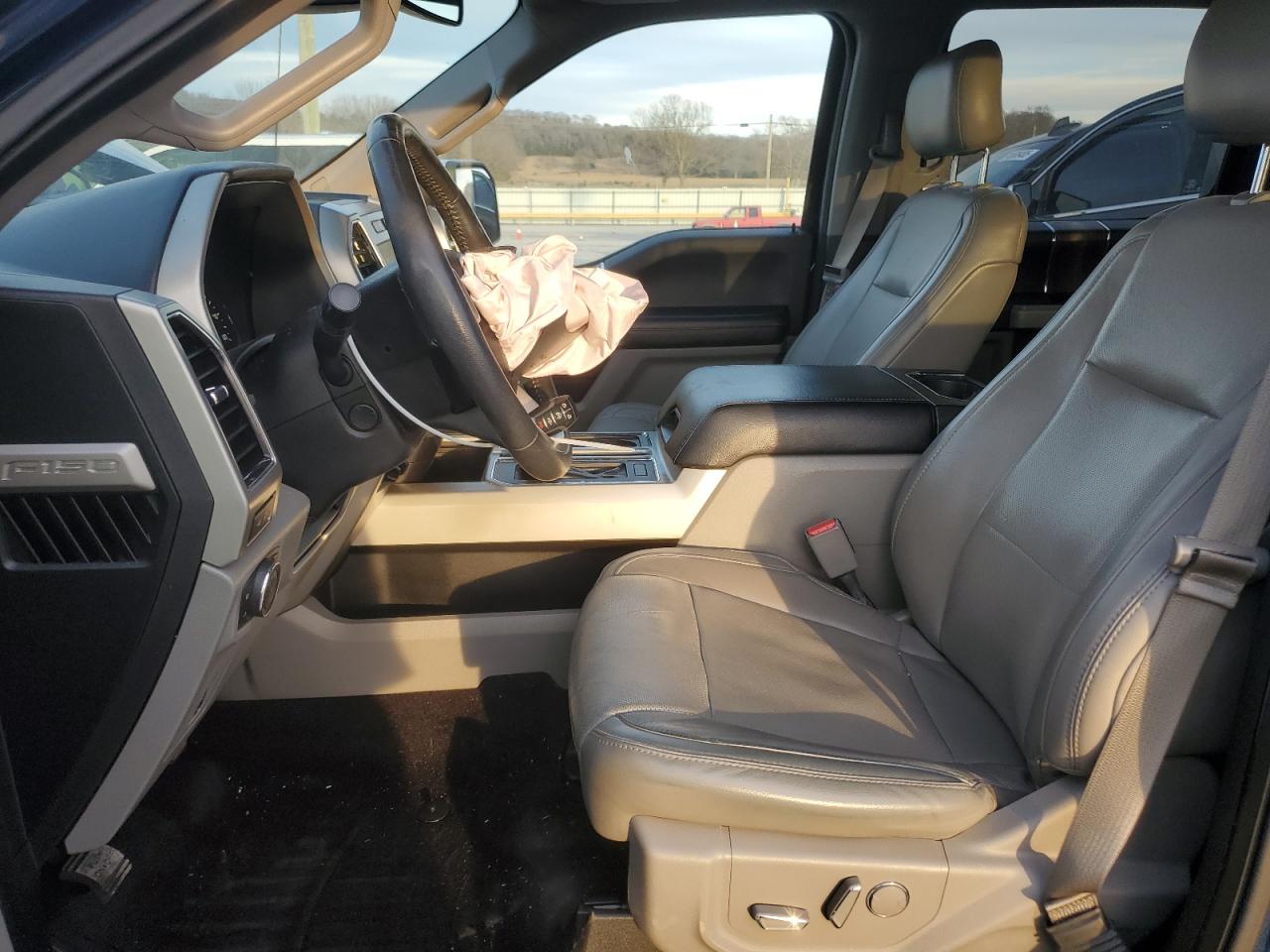 2017 Ford F-150 - Image 7