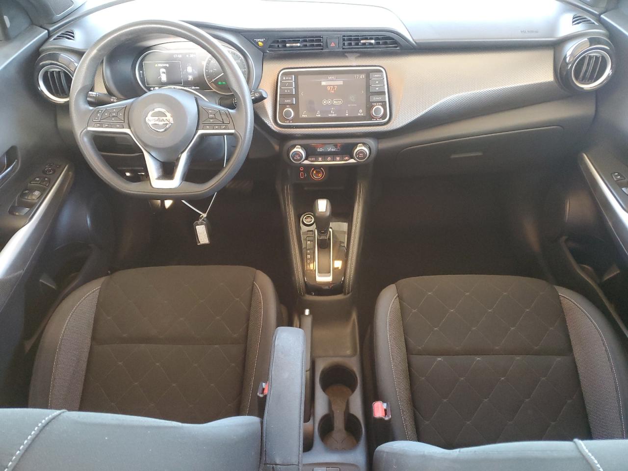 2020 Nissan Kicks - Image 8