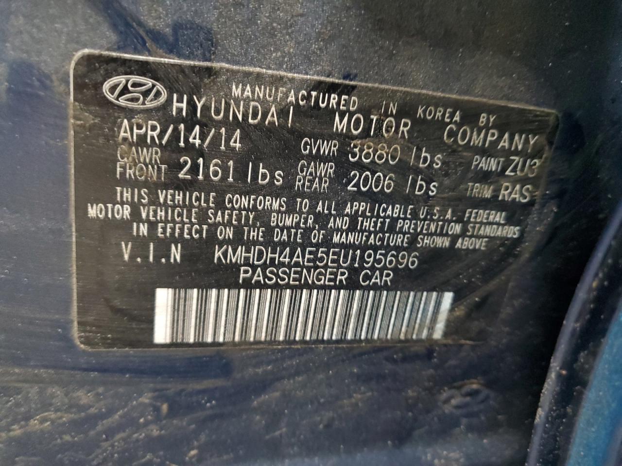 2014 Hyundai Elantra - Image 12