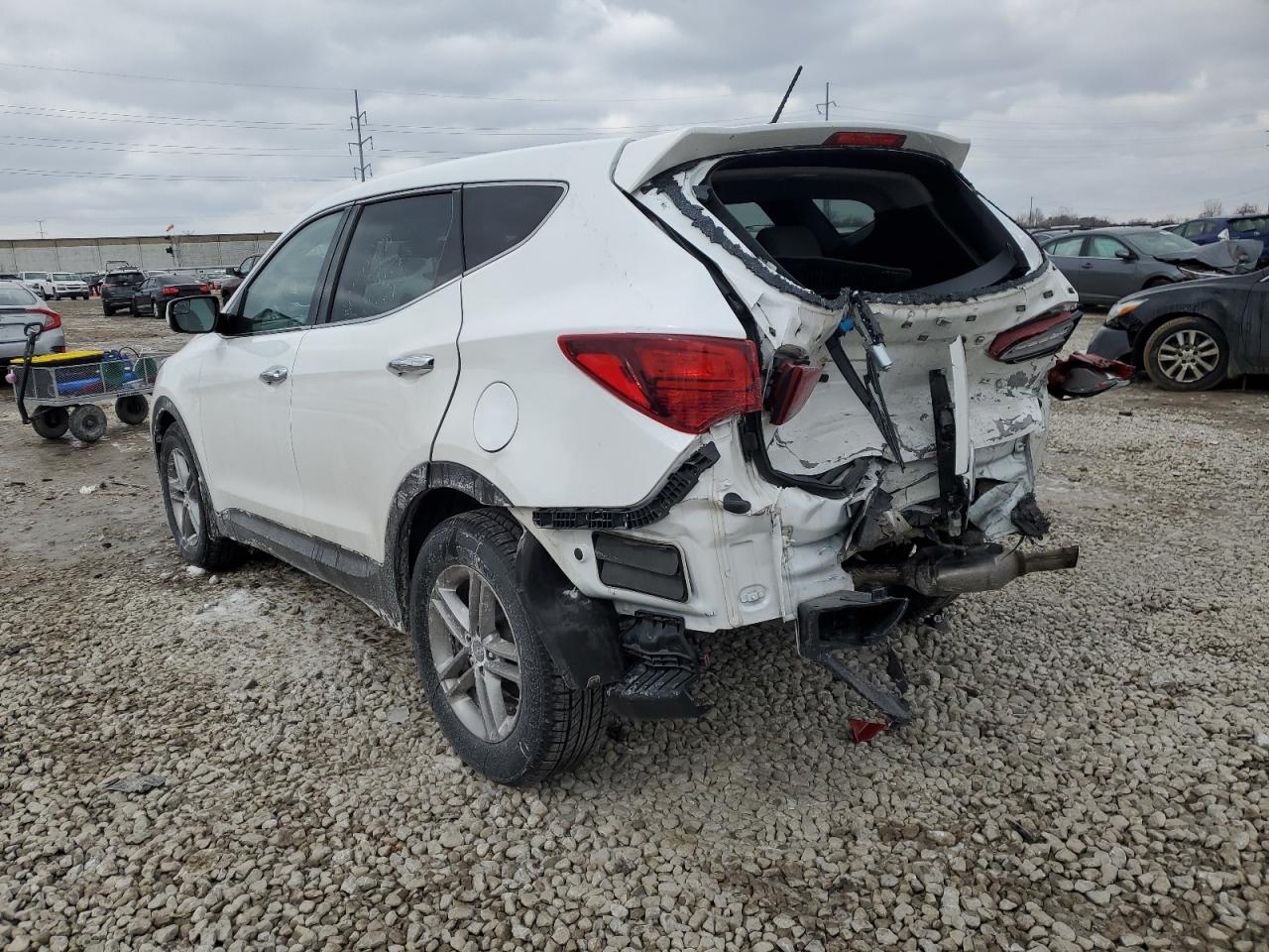 2018 Hyundai Santa Fe - Image 2