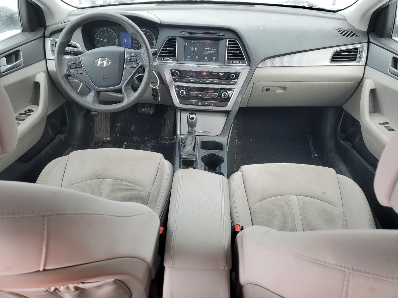 2016 Hyundai Sonata - Image 8