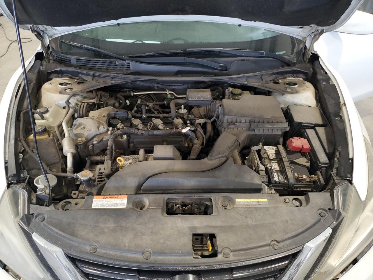 2017 Nissan Altima - Image 11
