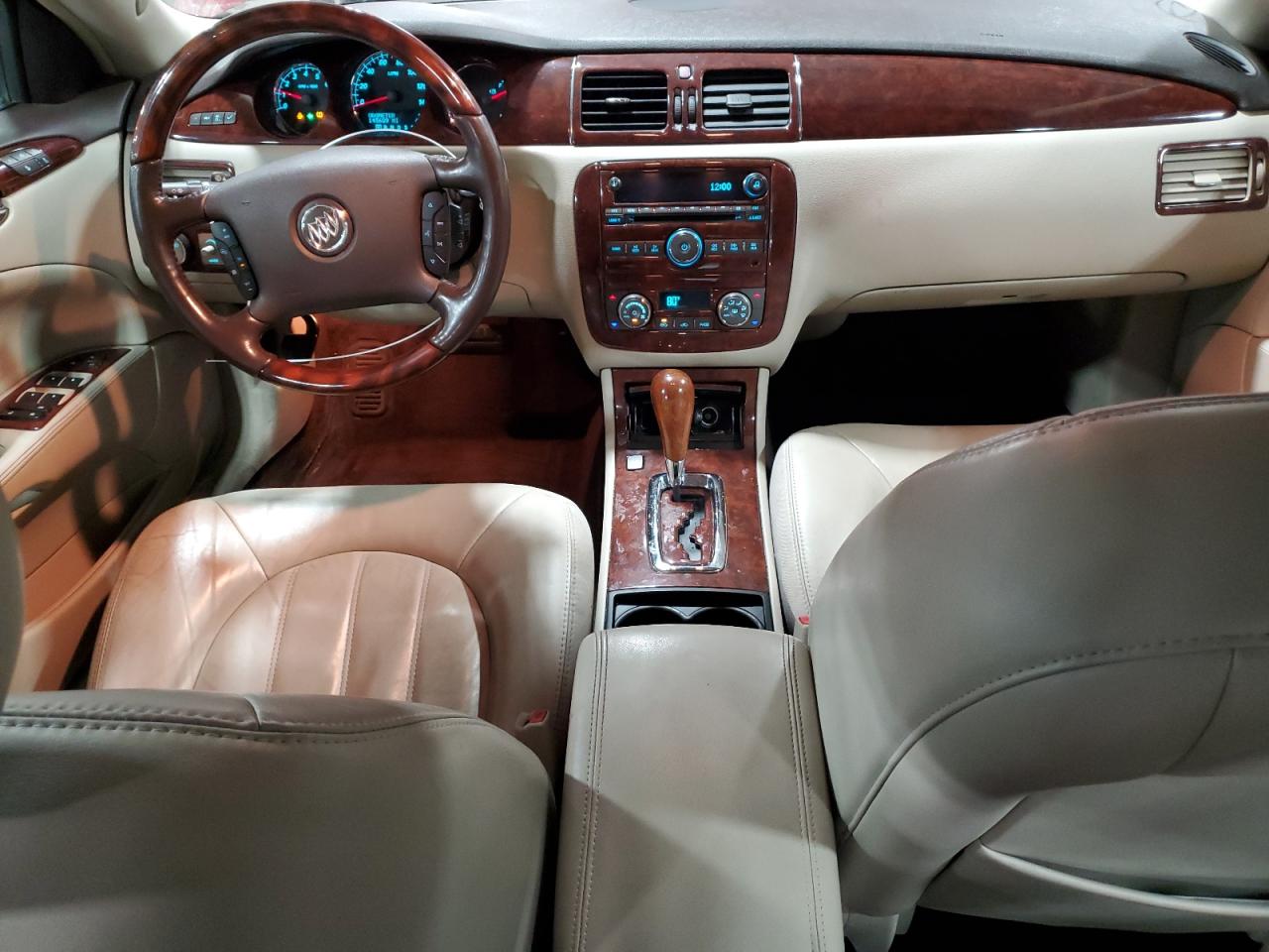 2008 Buick Lucerne - Image 8