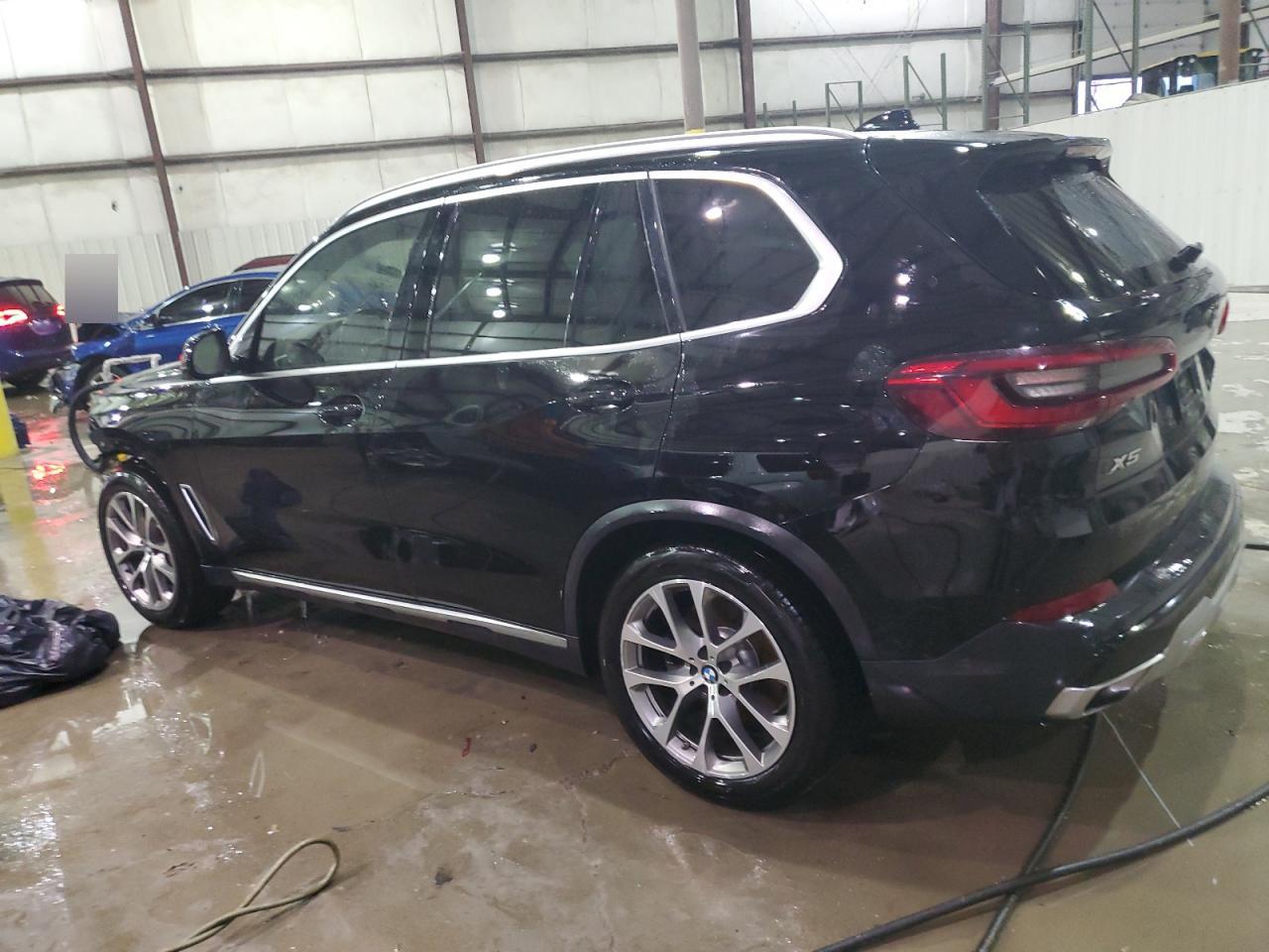 2019 BMW X5 - Image 2
