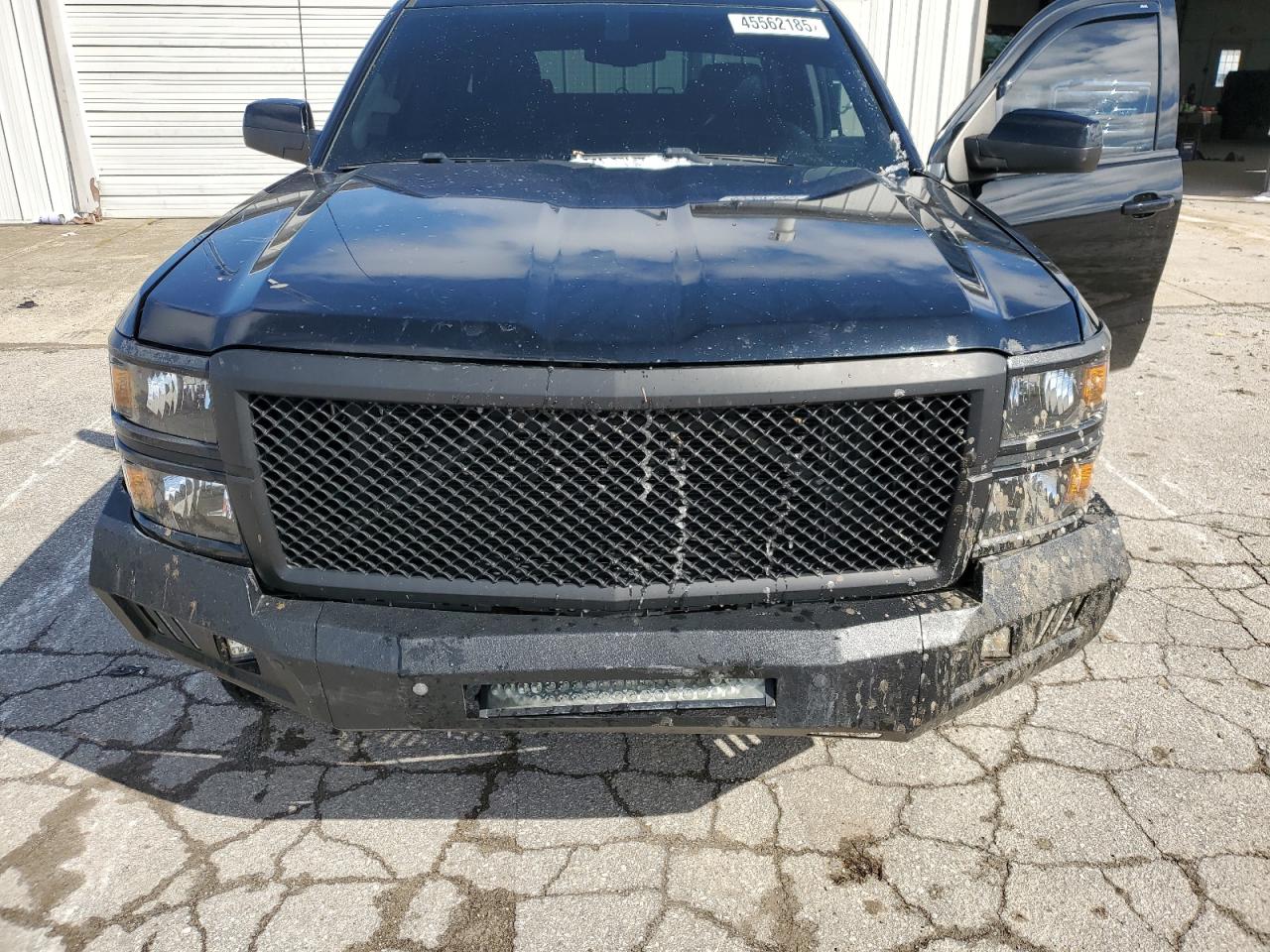 2014 Chevrolet Silverado - Image 11