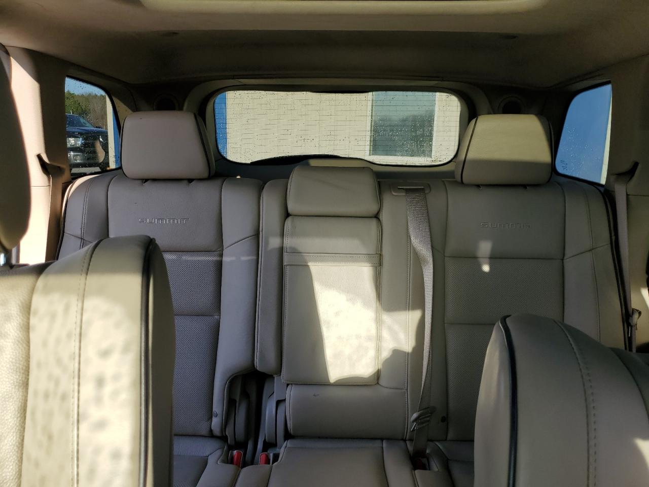 2020 Jeep Grand Cherokee - Image 10
