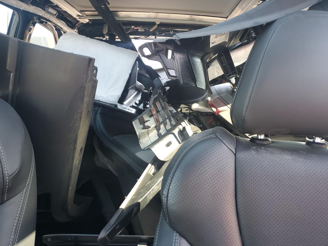2023 Subaru Forester - Image 10