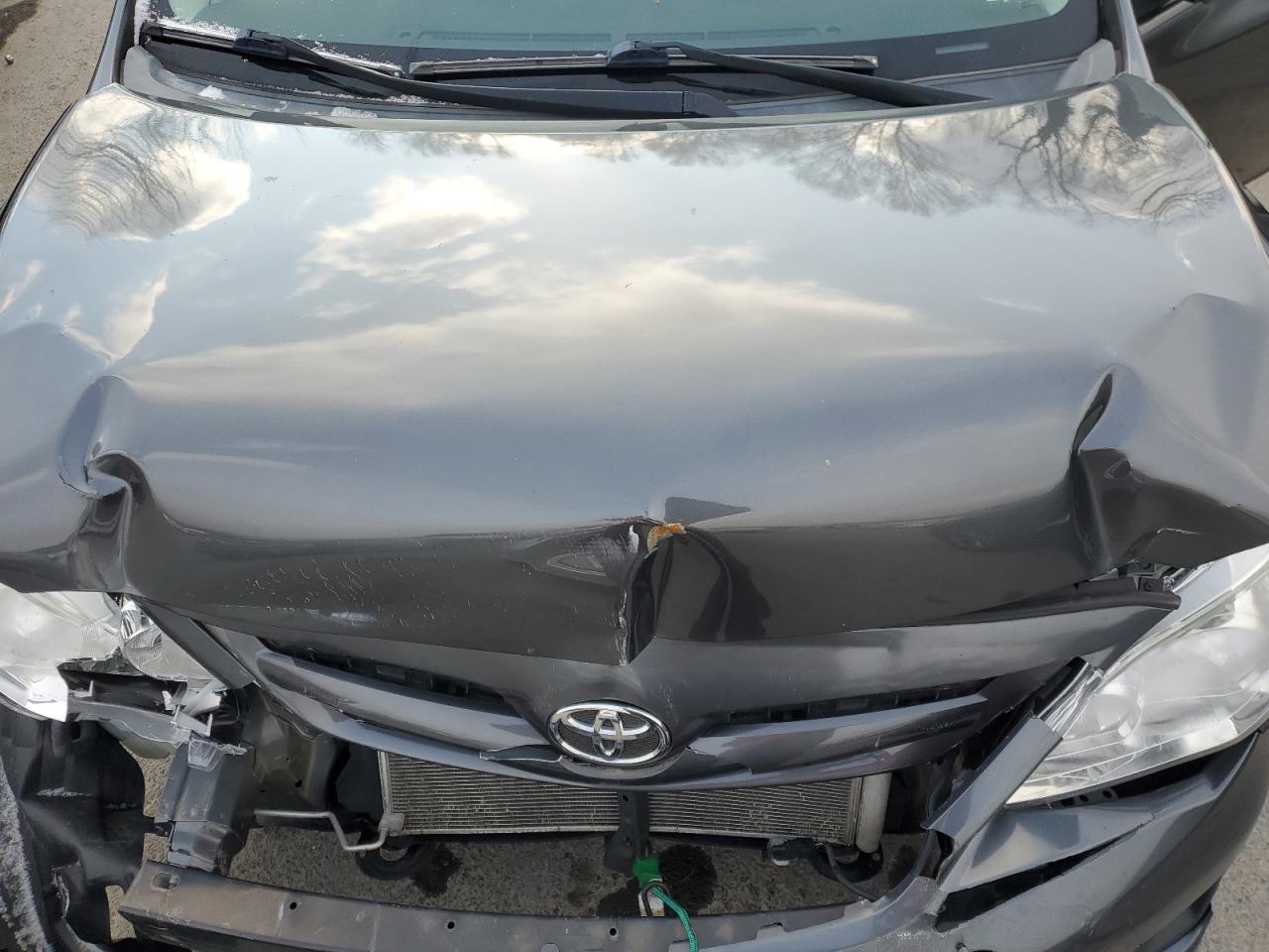2012 Toyota Corolla - Image 11
