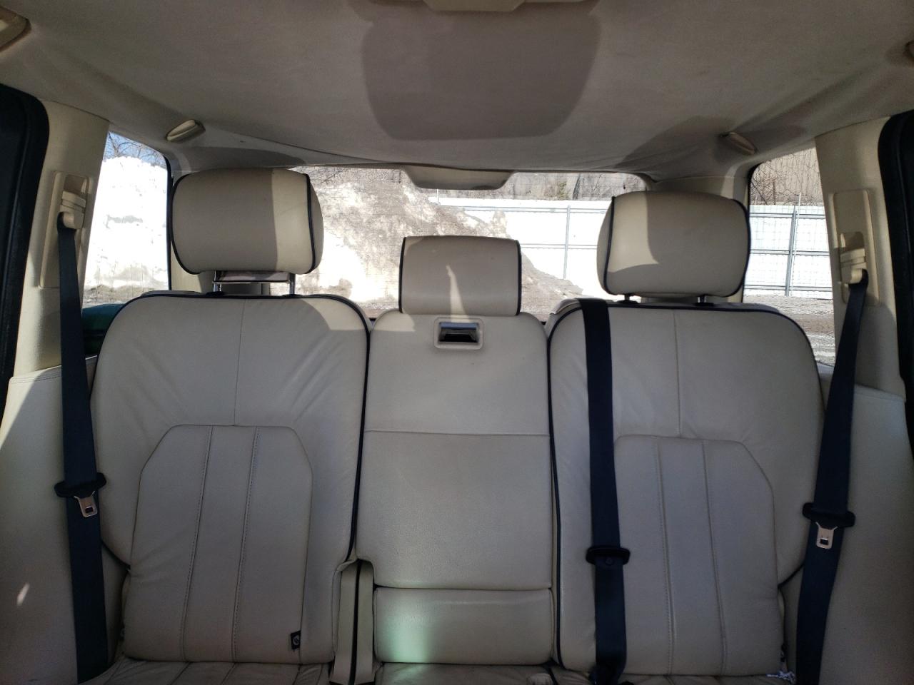 2008 Land Rover Range Rover - Image 10