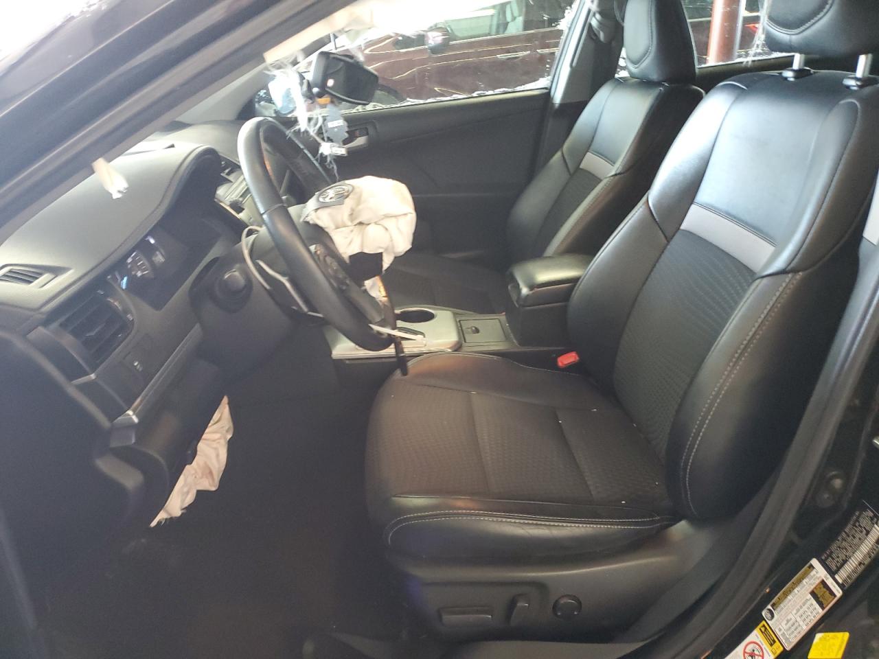 2014 Toyota Camry - Image 7
