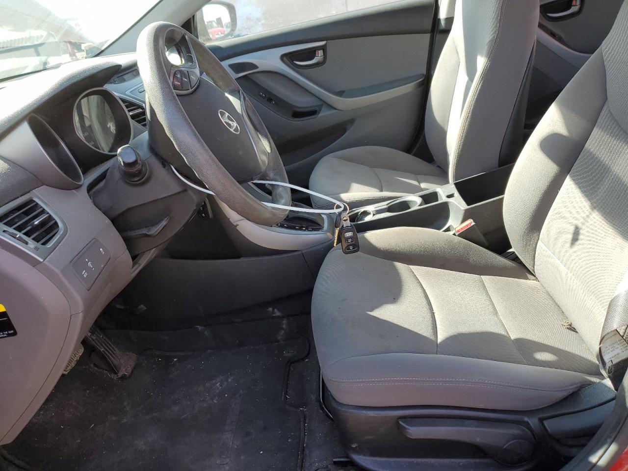 2016 Hyundai Elantra - Image 7