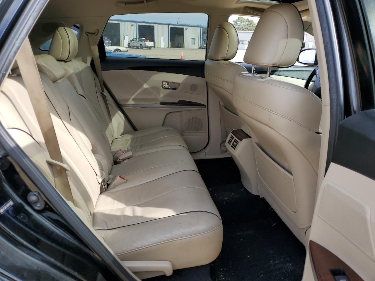 2009 Toyota Venza - Image 11