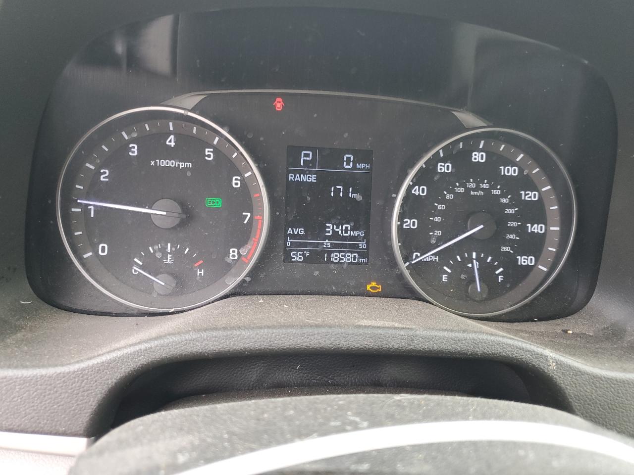 2017 Hyundai Elantra - Image 9