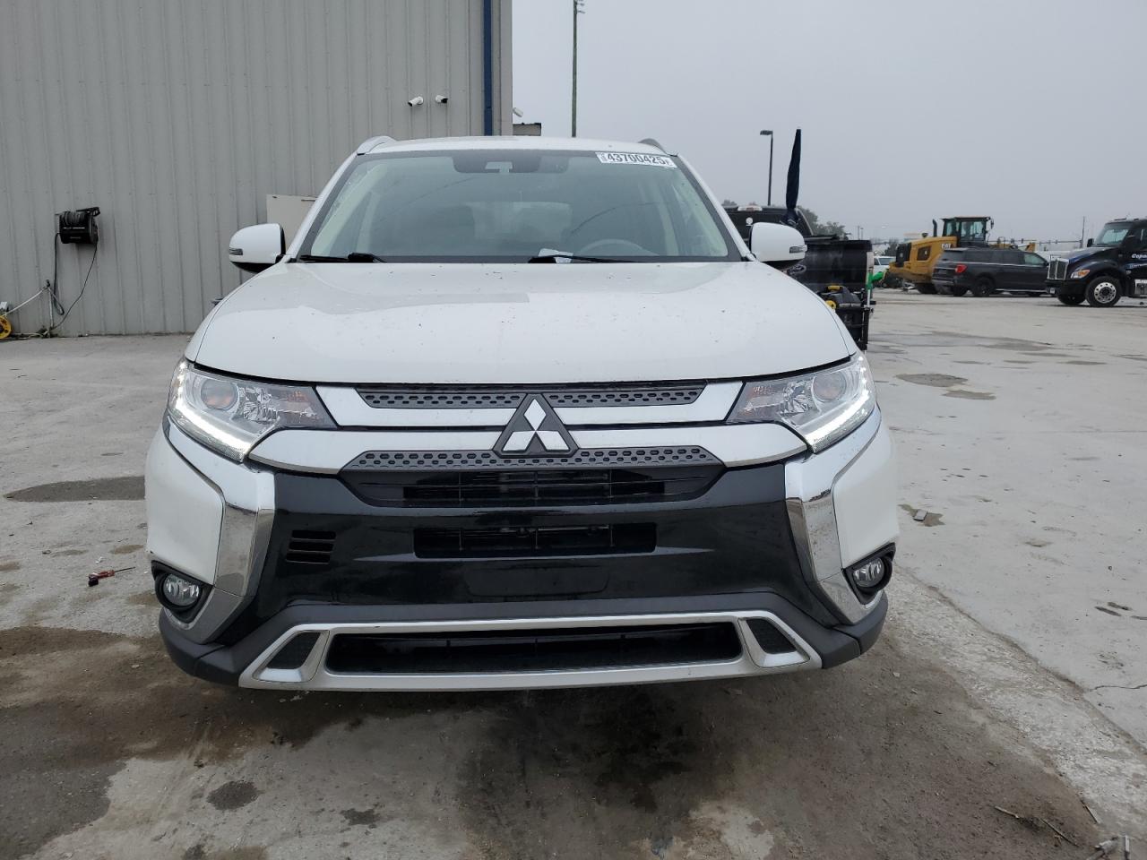 2020 Mitsubishi Outlander - Image 5