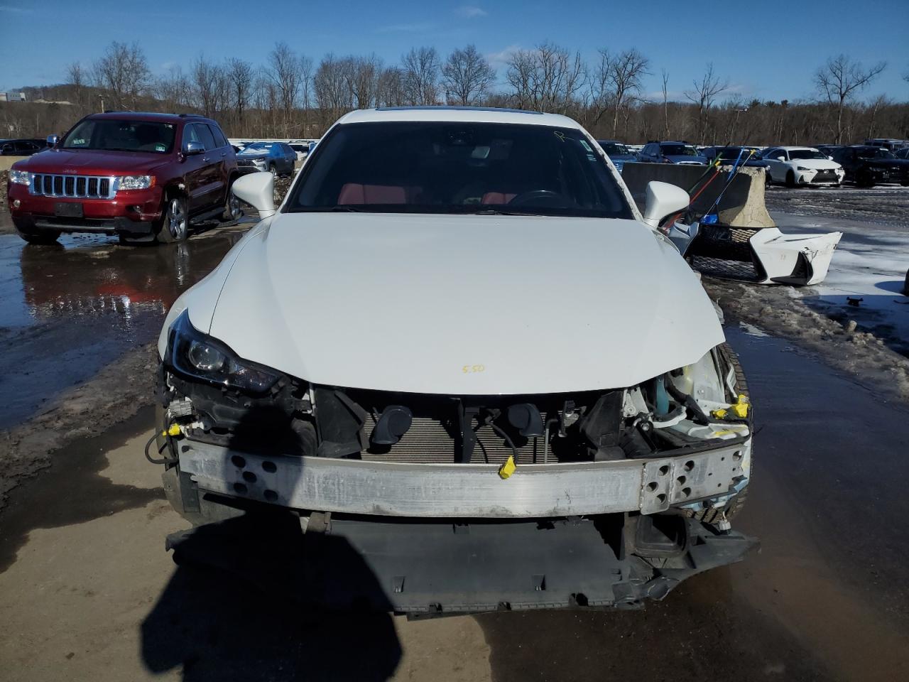 2019 Lexus IS - Image 5