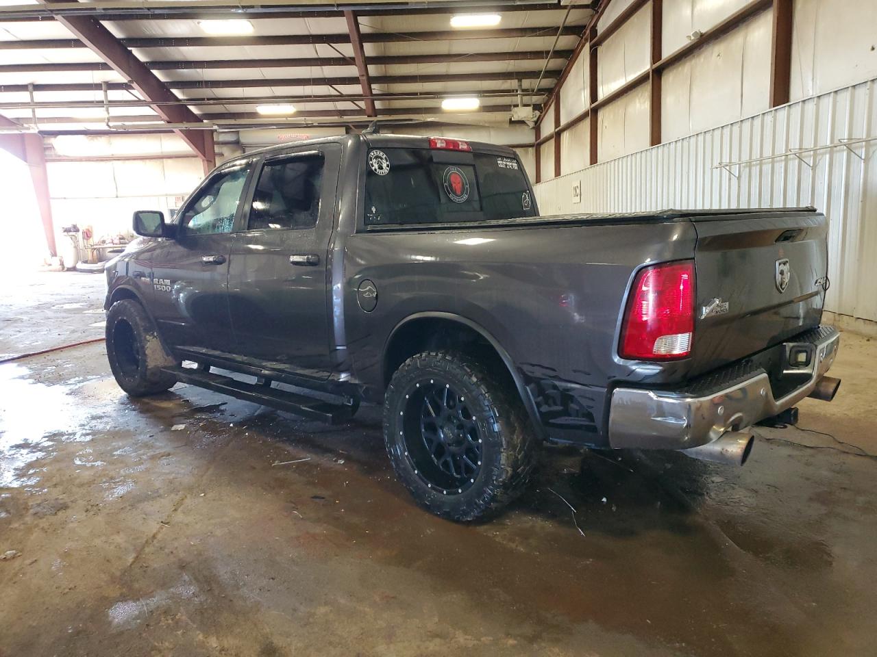 2015 RAM 1500 - Image 2