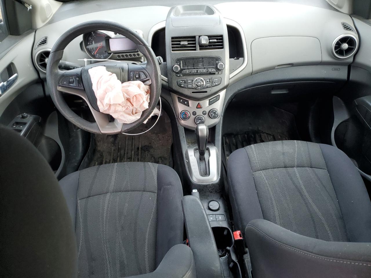 2013 Chevrolet Sonic - Image 8