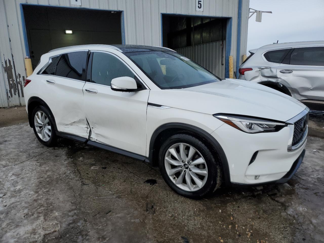 2019 Infiniti QX50 - Image 4