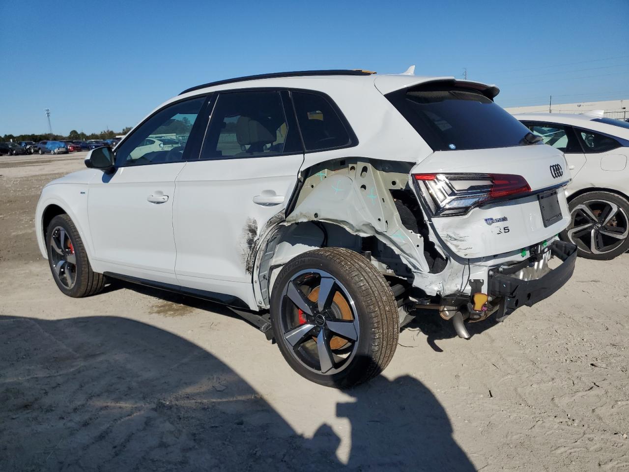 2024 Audi Q5 - Image 2