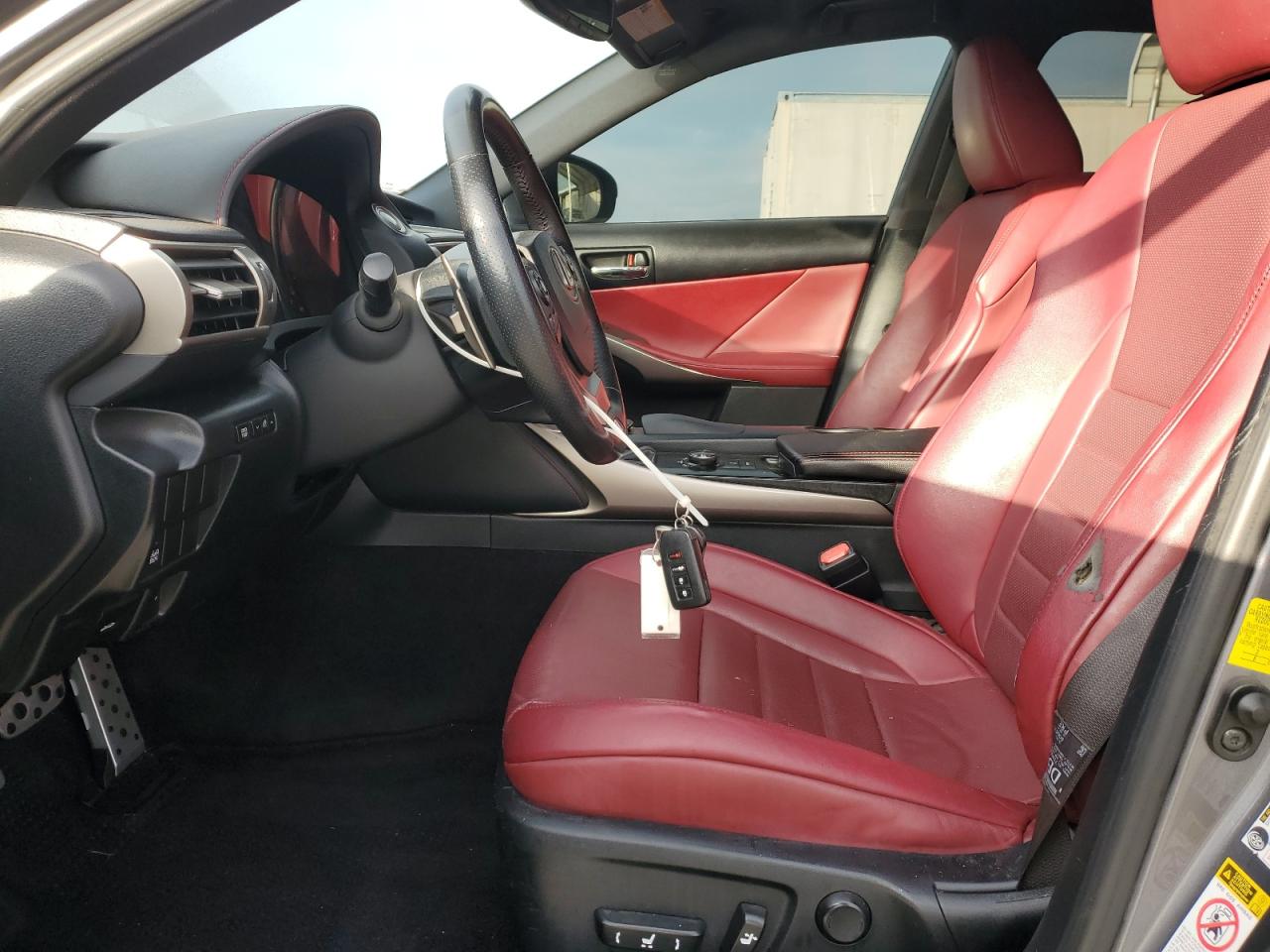 2014 Lexus IS - Image 7