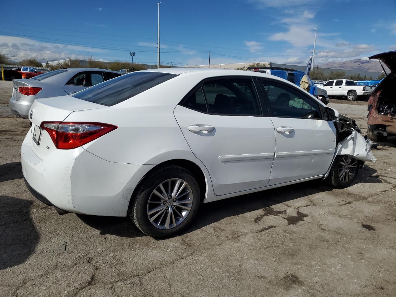 2015 Toyota Corolla - Image 3