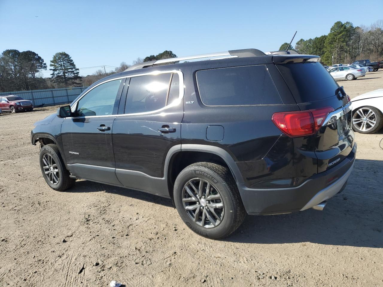2018 GMC Acadia - Image 2