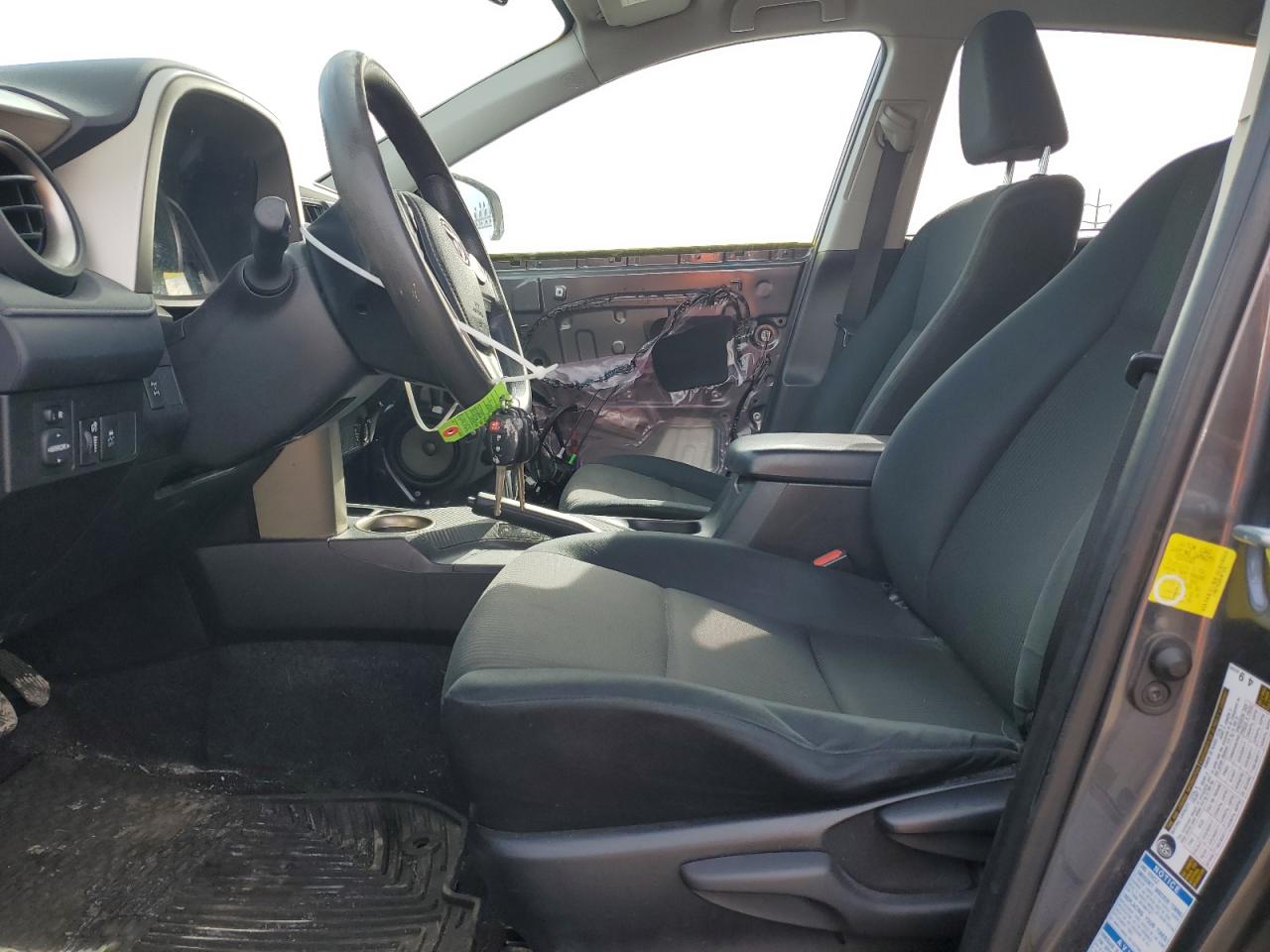 2014 Toyota RAV 4 - Image 7
