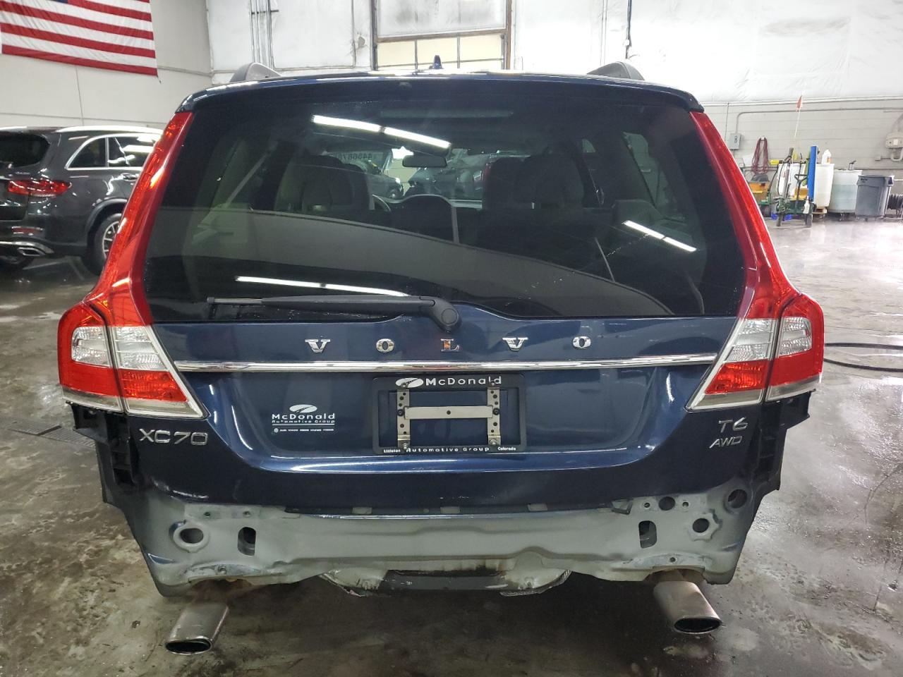 2014 Volvo XC70 - Image 6