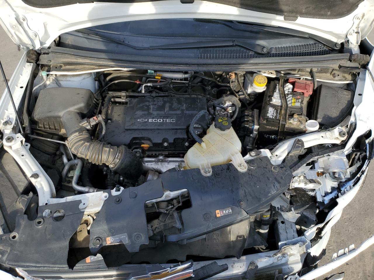 2020 Chevrolet Sonic - Image 13