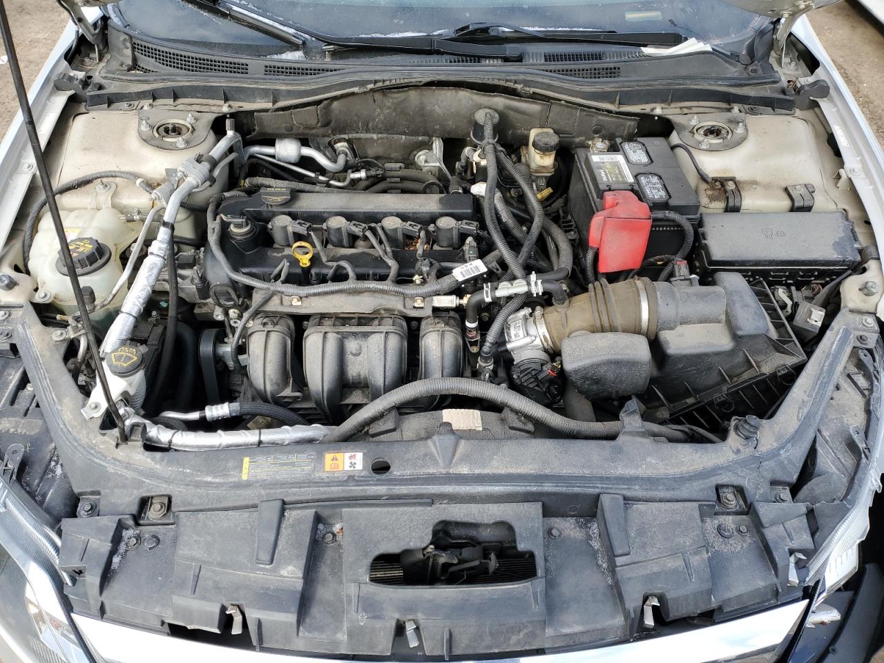 2010 Ford Fusion - Image 11