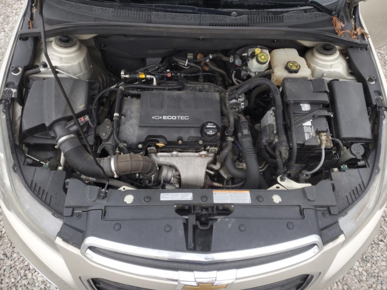 2016 Chevrolet Cruze - Image 11