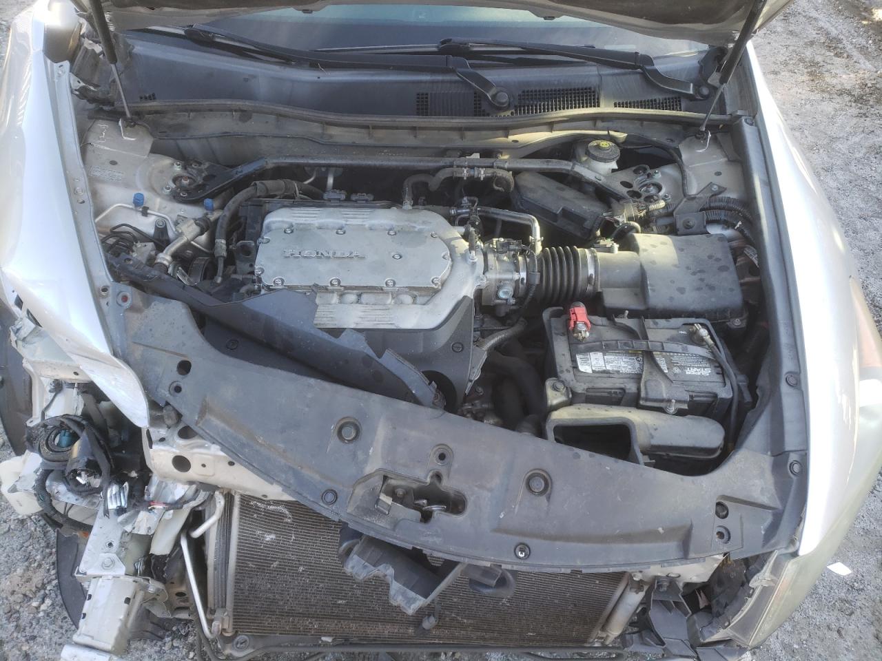 2012 Honda Accord - Image 13