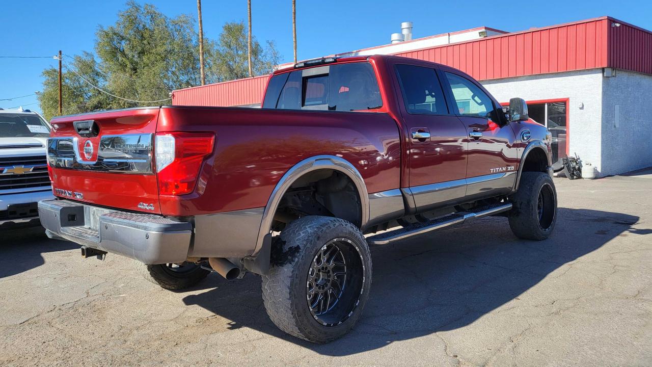 2017 Nissan Titan - Image 4