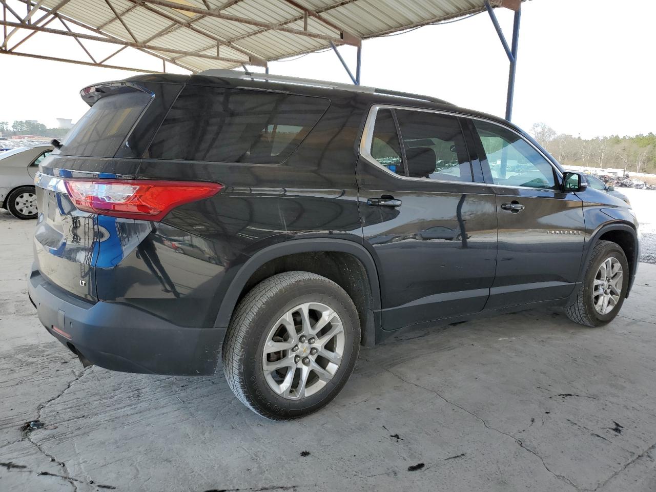 2018 Chevrolet Traverse - Image 3